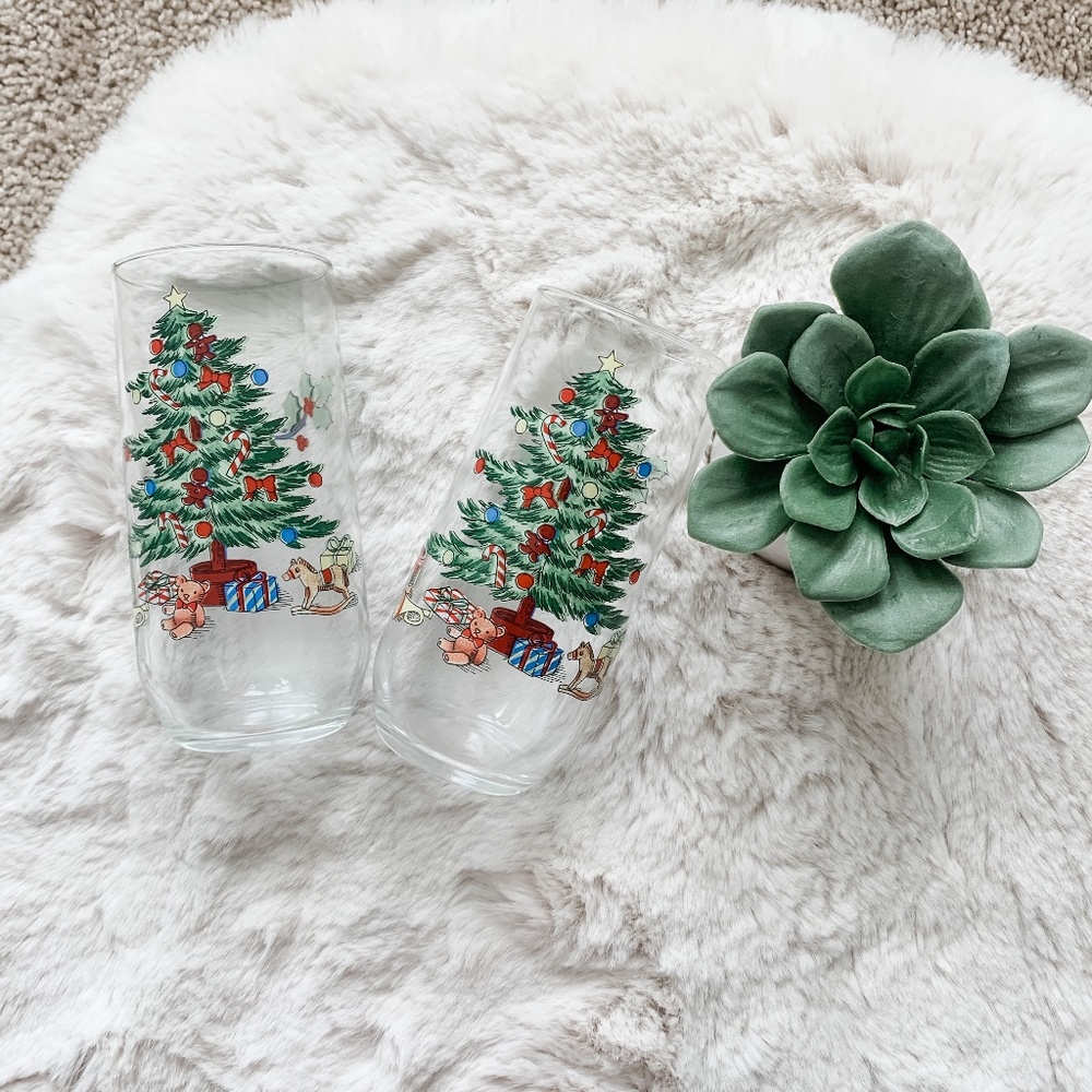 Christmas Tree Dinner Glasses- Set of 12